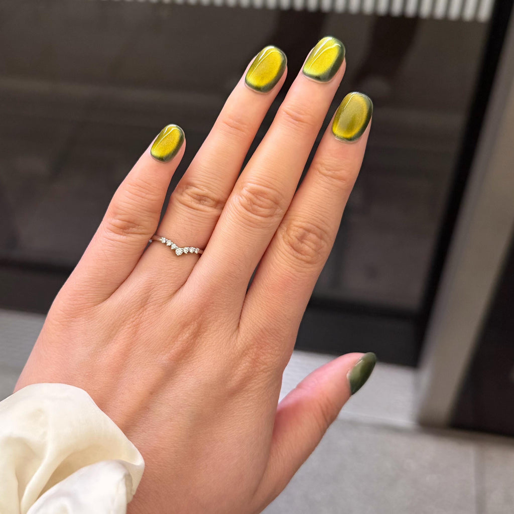 Handmade Green Cat Eye Short Square Press On Nails – Shimmering Gel Manicure