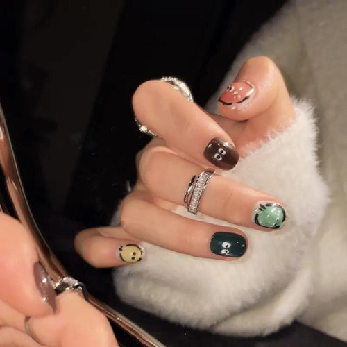 Cartoon Doodle Press On Nails: Fun 3D Blob Design with Glue