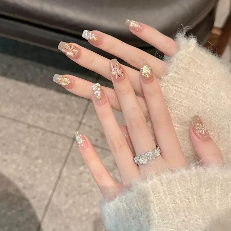 Handmade Luxury Holiday Press-On Nails – Glossy False Nails with Fireworks & Snowflake Designs, Holiday Nail Set